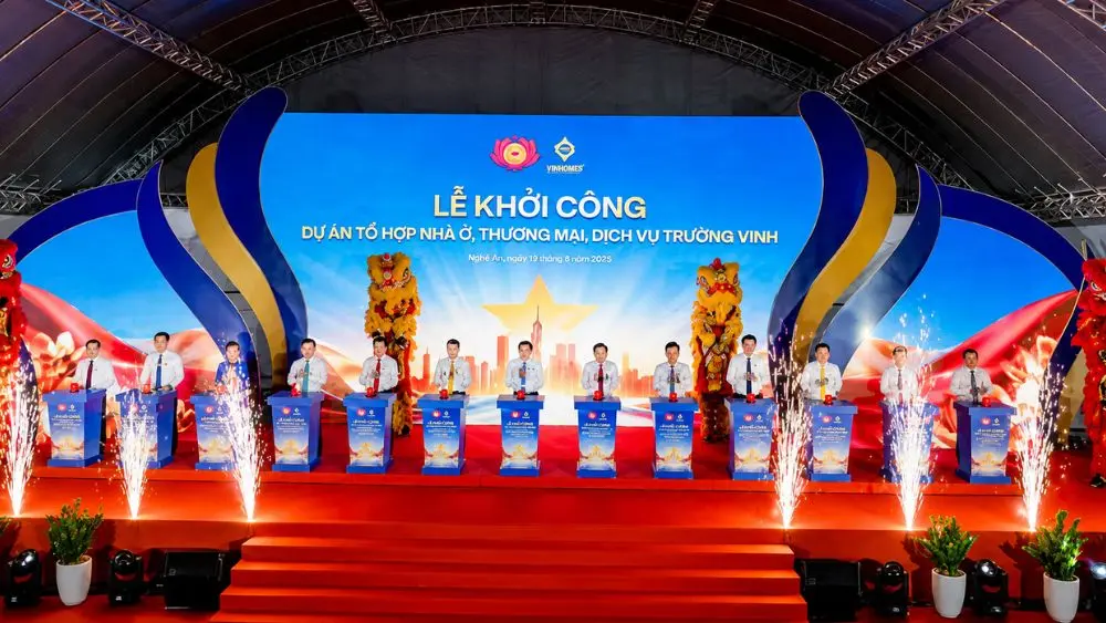 Nghệ An tổ chức lễ khởi công dự án tổ hợp nhà ở, thương mại, dịch vụ Trường Vinh, mở thêm động lực phát triển đô thị và dịch vụ.