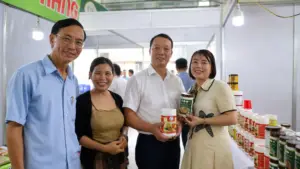 Thương hiệu sản phẩm công nghiệp nông thôn Hà Tĩnh từng bước vươn xa từ những cơ sở sản xuất nhỏ.