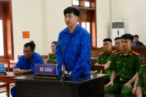 Tráng A Của lĩnh án tử hình lần thứ hai trong vụ mua bán 80 bánh heroin, tổng khối lượng hơn 27,7kg. Xem diễn biến vụ án.