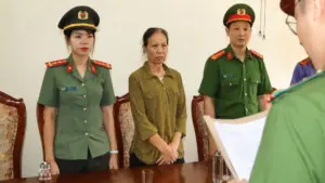 Khởi tố người phụ nữ ở Sơn La dùng hàn the sản xuất bánh cuốn, vụ việc gây lo ngại về an toàn thực phẩm.