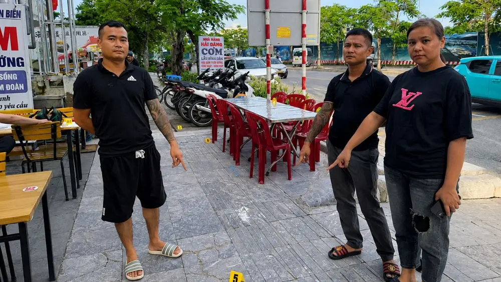 Khởi tố chủ nhà hàng cùng 3 nhân viên liên quan vụ đánh đầu bếp nhà hàng bên cạnh tại Quảng Ninh.