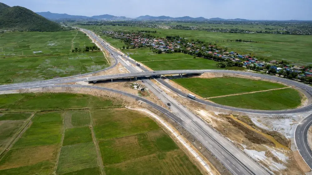 Nghệ An yêu cầu đẩy nhanh thủ tục, GPMB để khởi công KCN VSIP Nghệ An 3, dự kiến trong tháng 9/2026.