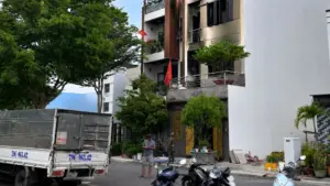 Hai phụ nữ tử vong sau vụ cháy nhà 4 tầng ở Nha Trang, nguyên nhân ban đầu nghi liên quan việc sạc điện thoại trên giường.