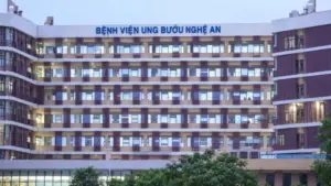 Gói thầu hơn 291 tỷ đồng tại Bệnh viện Ung bướu Nghệ An được gia hạn đến 30/9/2026 nhưng vẫn chưa hoàn tất, thiết bị chưa đồng bộ.