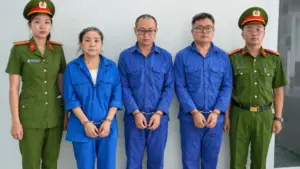 Công an TP.HCM khởi tố 3 bị can liên quan đường dây in ấn, phát hành 21.000 sách trái phép. Chi tiết vụ việc.