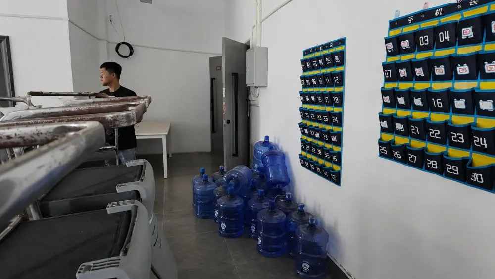 Khu phức hợp 8 Park tại Campuchia, từng chứa khoảng 20.000 người, hiện được lực lượng chức năng giám sát nghiêm ngặt.