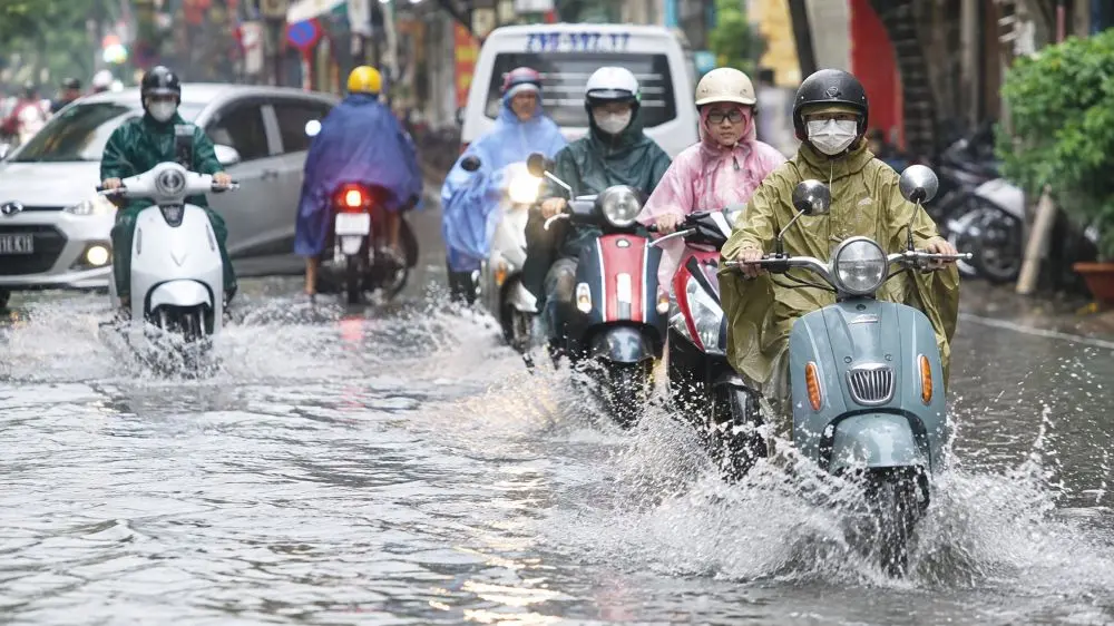 Miền Bắc bước vào