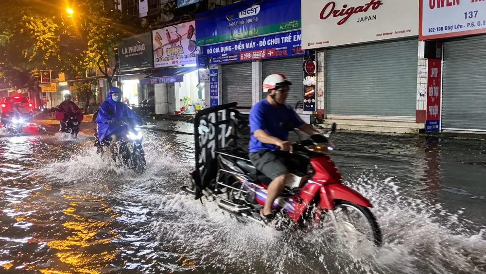 Bắc Bộ, Thanh Hóa và Nghệ An tiếp tục mưa lớn đến 16-9, nhiều nơi có nguy cơ ngập úng, có điểm mưa trên 450mm.