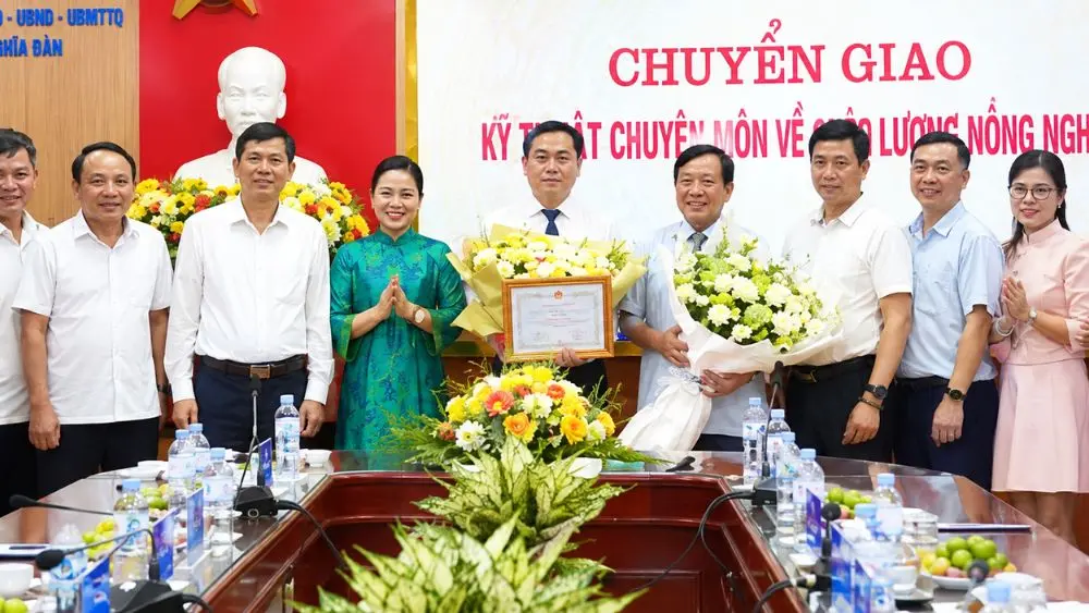 Phẫu thuật nội soi lồng ngực đầu tiên được triển khai tại Bệnh viện Phổi Nghệ An sau khi tiếp nhận kỹ thuật từ Bệnh viện Phổi Trung ương.