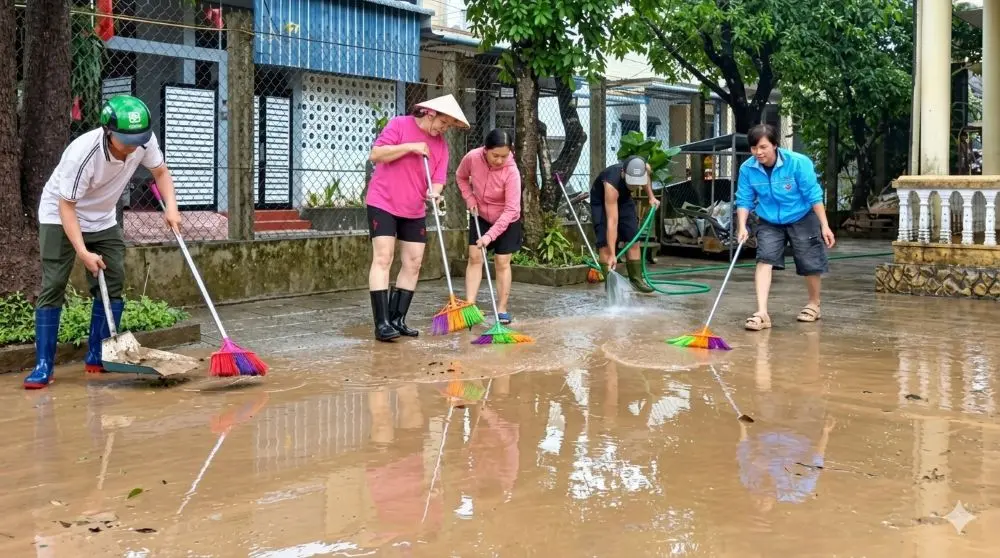 Quảng Trị: Gần 900 nhà dân bị ngập, nhiều tuyến đường sạt lở sau mưa lũ. Lũ đang rút, người dân trở về nhà an toàn.