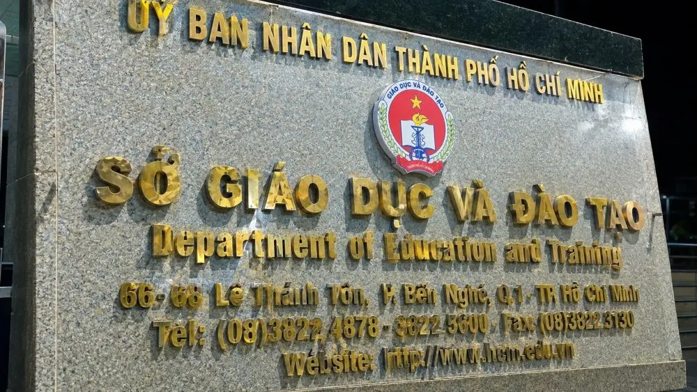 Sở GDĐT TP.HCM thông tin bước đầu vụ việc tại Trường THCS - THPT Thạnh An, 1 học sinh gây thương tích cho 5 học sinh khác và các giải pháp bảo đảm an toàn.