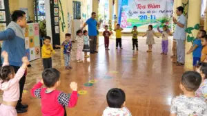 Cả nước còn thiếu 104.516 giáo viên mầm non, phổ thông so với định mức, trong đó tình trạng thiếu giáo viên vẫn diễn ra ở nhiều địa phương.