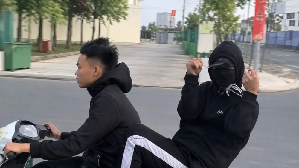 Công an Đà Nẵng làm rõ nhóm thiếu niên liên quan vụ trộm xe máy và clip dùng kéo kim loại khiêu khích người đi đường.