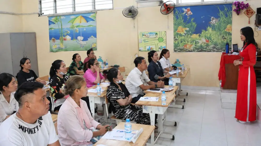 Bộ GD&ĐT bỏ quy định bắt buộc họp phụ huynh 3 lần mỗi năm. Theo Thông tư 81, các cuộc họp tiếp theo được tổ chức khi cần thiết.