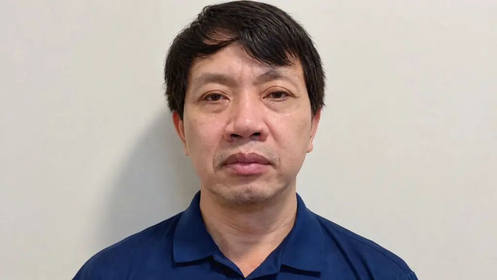 Cựu Phó Chủ tịch Thanh Hóa Lê Đức Giang hầu tòa cùng 10 bị cáo trong vụ án sai phạm quản lý tài sản nhà nước và khai thác cát.