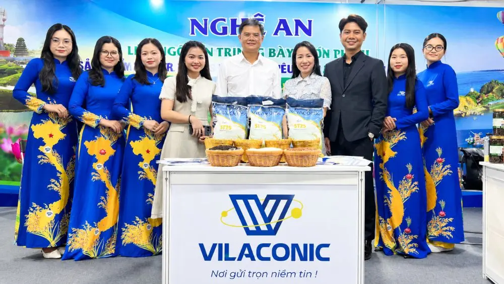 Gian hàng Nghệ An tạo điểm nhấn tại hội nghị kết nối cung cầu ở TP.HCM, quảng bá sản phẩm địa phương và mở rộng cơ hội hợp tác thương mại.