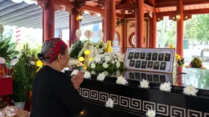 Lễ tưởng niệm, cầu siêu các anh hùng liệt sĩ tại Khu di tích lịch sử Truông Bồn (Nghệ An), tri ân những người đã hy sinh vì độc lập, tự do của Tổ quốc.