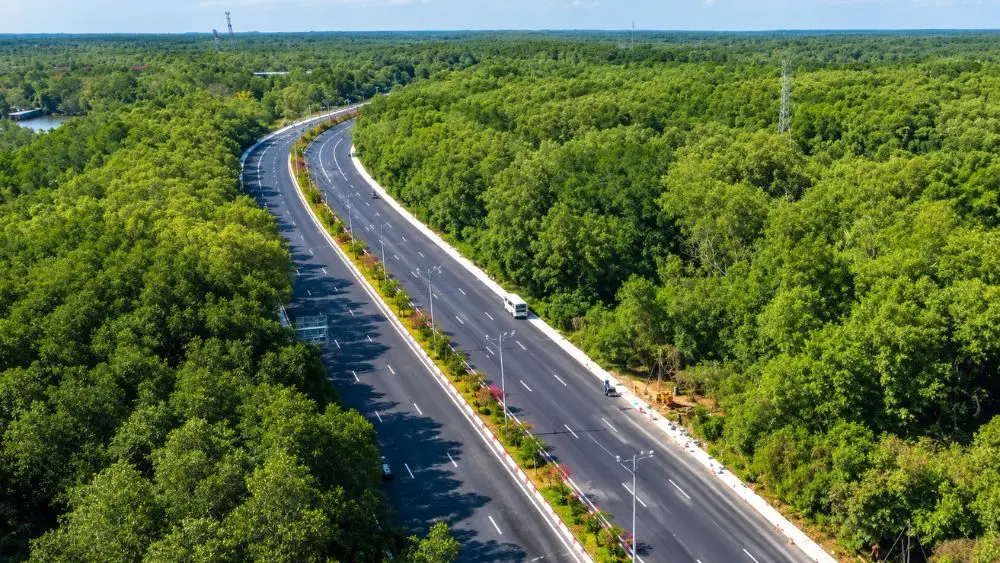 Metro Bến Thành - Cần Giờ dự kiến chạy dọc đường Rừng Sác. TP.HCM yêu cầu đẩy nhanh bàn giao mặt bằng phục vụ dự án.