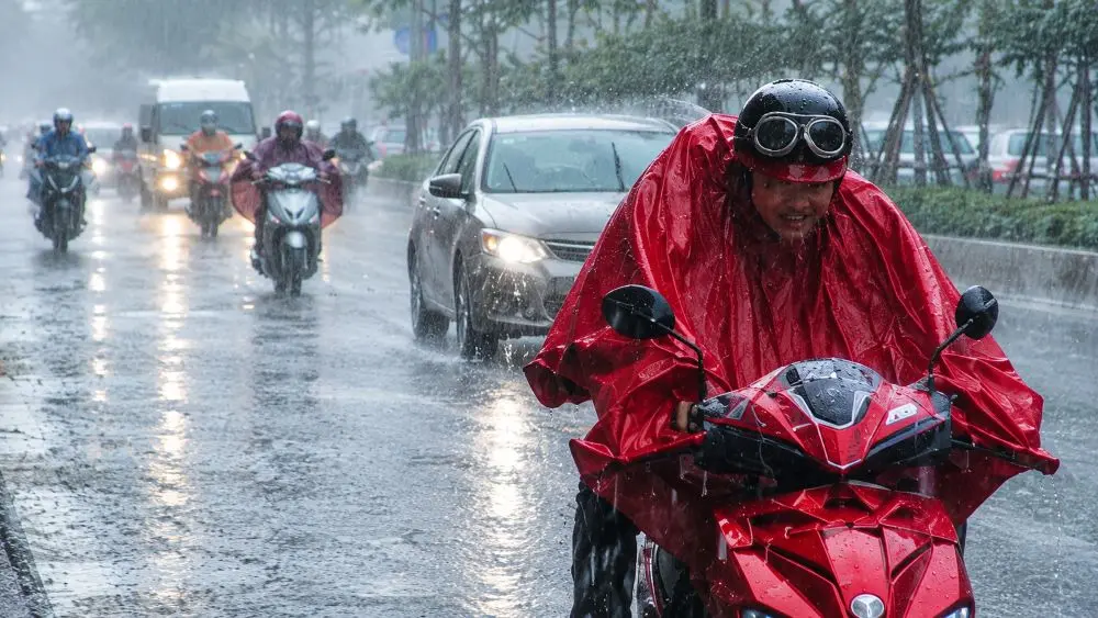 Miền Bắc lại sắp có mưa lớn kéo dài, đồng bằng Bắc Bộ dự báo có mưa từ chiều nay. Cập nhật diễn biến thời tiết mới nhất.