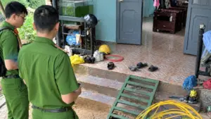 Nam thanh niên tử vong tại nhà riêng ở Lâm Đồng sau tiếng nổ lớn. Công an đang điều tra nguyên nhân vụ việc, làm rõ vật nghi là súng tự chế.