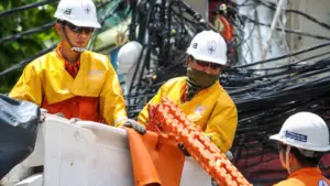 Phó thủ tướng yêu cầu EVN tính toán phương án giảm giá điện từ ngày 1.11.2026 đến hết tháng 3.2027, hỗ trợ người dân và doanh nghiệp.
