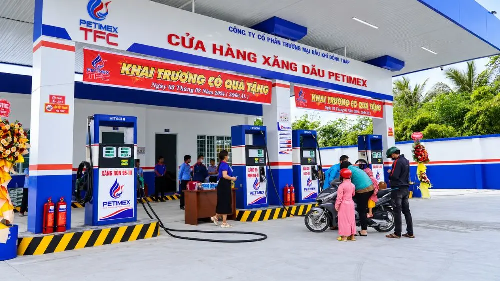 Thanh tra Chính phủ phát hiện Petimex có hành vi găm hàng xăng dầu vượt 500%, làm dấy lên lo ngại về công tác quản lý, kinh doanh và phân phối xăng dầu.