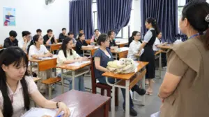 Thi tốt nghiệp THPT 2027, Bộ GD-ĐT nghiên cứu bổ sung camera giám sát tại các phòng thi nhằm ngăn ngừa gian lận từ sớm.