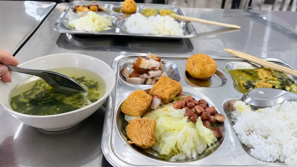 Đề xuất thống nhất đầu mối quản lý an toàn thực phẩm nhằm khắc phục chồng chéo giữa 3 bộ, nâng cao trách nhiệm giám sát từ gốc.